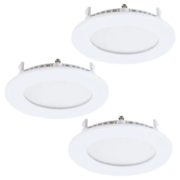EGLO 34014 İç Mekan " FUEVA 3 "  beyaz Dökme metal Gömme   Aydınlatma.    Çap: 8,5 cm Delik çapı: 7,4 cm LED Duy: 3X2,7W Ampul dahildir. IP20 3000K 900