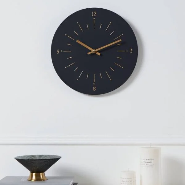 Eglo 425509 "Takahagı" Siyah, Pirinç Metal Saat 30cm Çapında